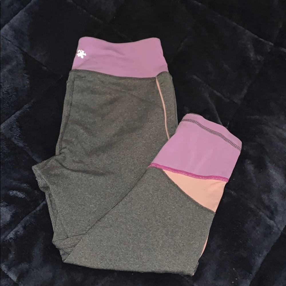 cropped tek gear leggings